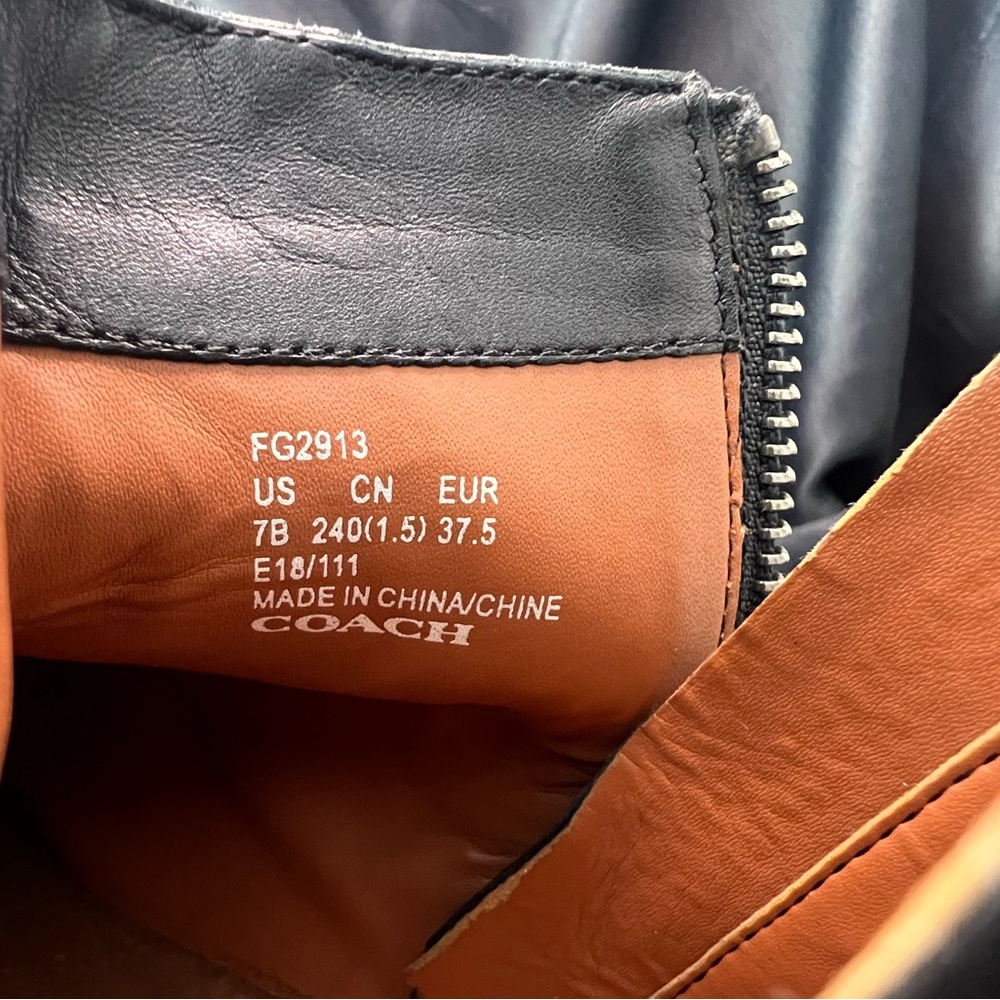 Coach DANI LTR ANKLE Boots light wear.. with original box. - Picture 4 of 5